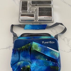 Planet Box metal lunch box with Nebula carry bag